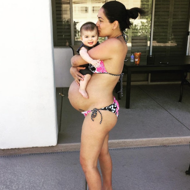 Brie Bella, Instagram